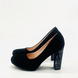 FOREVER SUEDE ROUND TOE CHUNKY HEEL PUMP